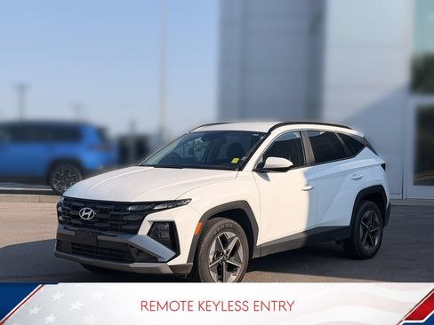 Used 2026 Hyundai Santa Fe SEL AWD/4WD image 4