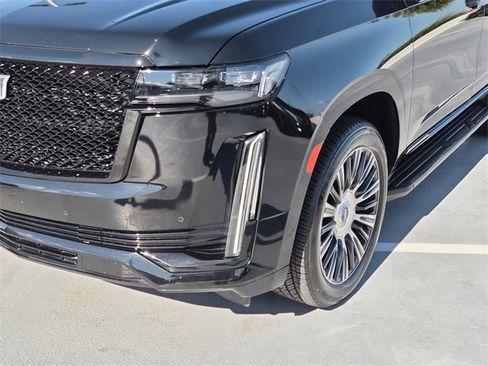 Certified 2022 Cadillac Escalade Sport image 10