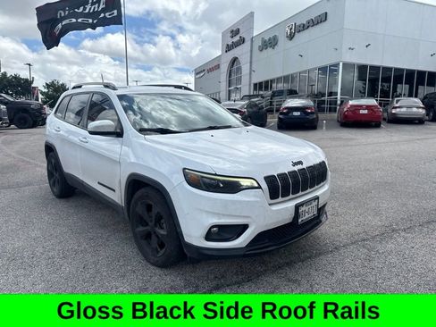 Used 2020 Jeep Cherokee Latitude Plus FWD image 10