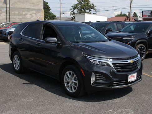 Used 2022 Chevrolet Equinox LT AWD/4WD image 3