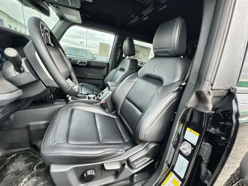 New 2025 Ford Bronco Badlands image 13