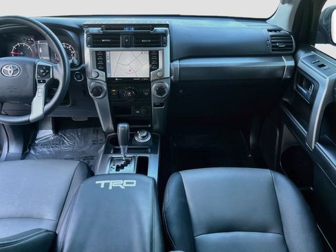 Used 2020 Toyota 4Runner SR5 Premium w/ Moonroof Package AWD/4WD image 25