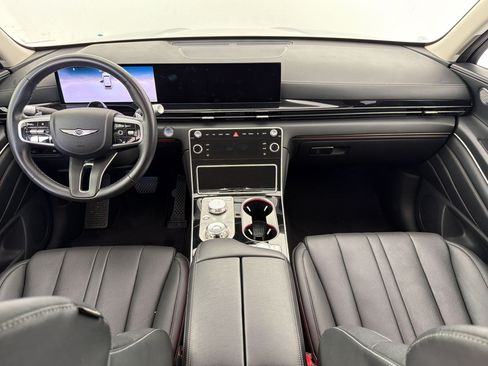 Used 2025 Genesis GV80 2.5T Standard AWD/4WD image 14