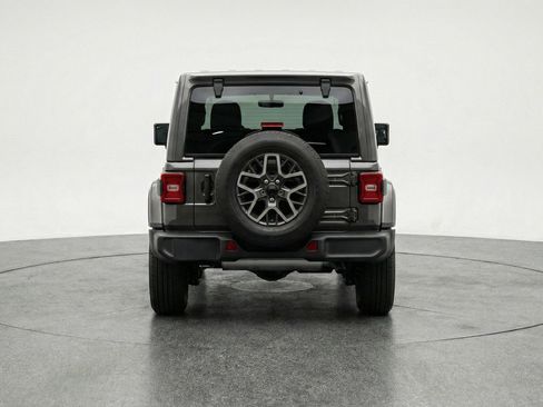 Used 2025 Jeep Wrangler Sport S image 7