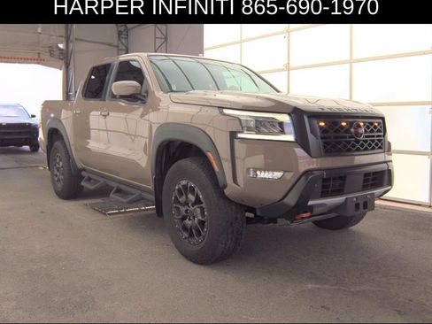 Used 2023 Nissan Frontier PRO-4X w/ Pro-4X Premium Package AWD/4WD image 4
