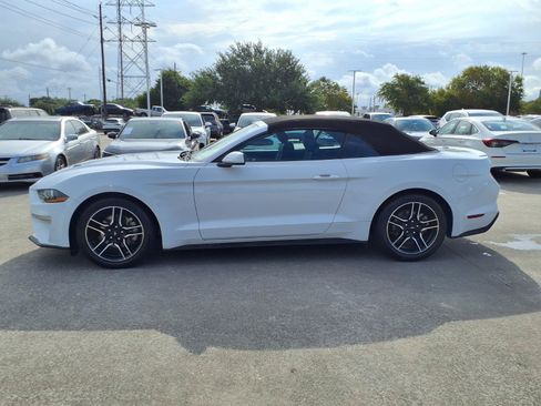 Used 2023 Ford Mustang Premium RWD image 23