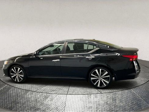 Used 2021 Nissan Altima 2.5 SR w/ SR Premium Package image 5