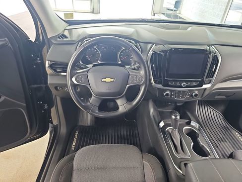 Used 2019 Chevrolet Traverse LT w/ LPO, Blackout Package AWD/4WD image 23
