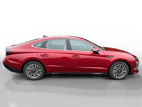 New 2025 Hyundai Sonata SEL image 6
