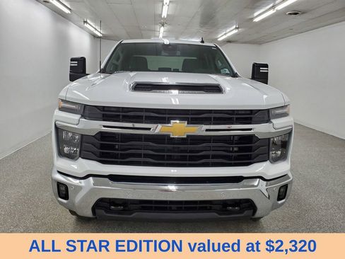 Used 2025 Chevrolet Silverado 2500 LT w/ All Star Edition AWD/4WD image 2