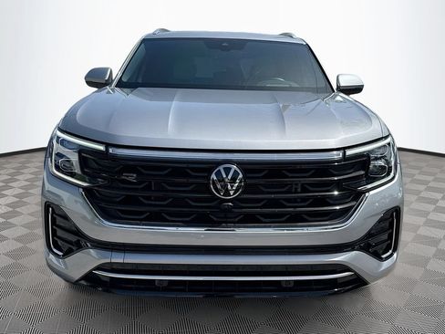 Used 2024 Volkswagen Atlas Cross Sport SEL Premium R-Line AWD/4WD image 2
