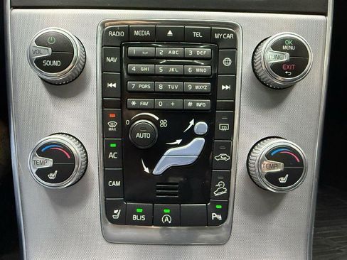 Used 2017 Volvo V60 T5 Cross Country w/ Convenience Package AWD/4WD image 20