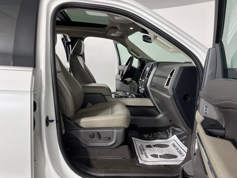 Used 2021 Ford Expedition XLT RWD image 38