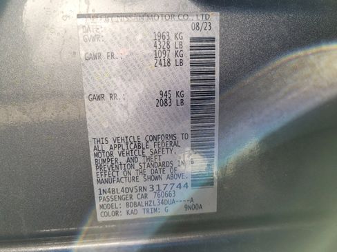 Used 2024 Nissan Altima 2.5 SV image 33