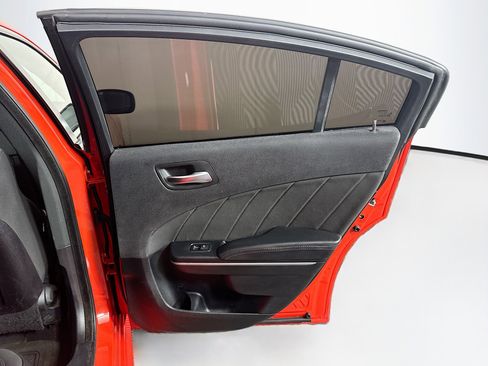 Used 2020 Dodge Charger Scat Pack RWD image 29