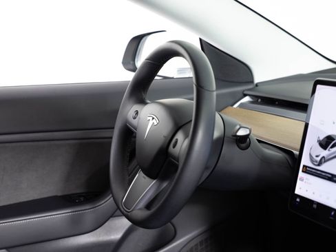 Used 2019 Tesla Model 3 Long Range image 24