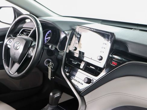 Used 2023 Toyota Camry SE image 25