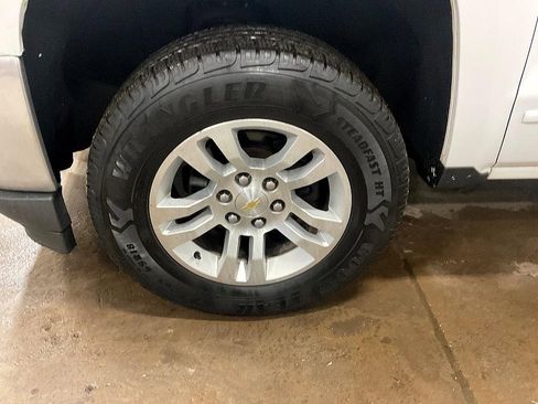 Used 2016 Chevrolet Silverado 1500 LT w/ Max Trailering Package image 14