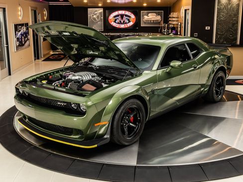 Used 2018 Dodge Challenger SRT Demon w/ Demon Vehicle Storage Package image 6