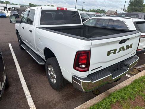 Certified 2025 RAM 2500 Big Horn AWD/4WD image 2