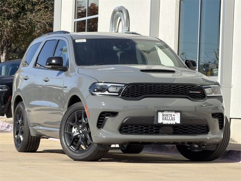 New 2026 Dodge Durango GT image 2