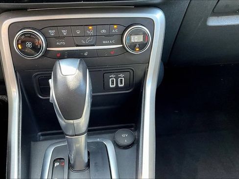 Used 2020 Ford EcoSport Titanium AWD/4WD image 16