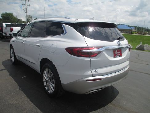 Used 2019 Buick Enclave Premium FWD image 9