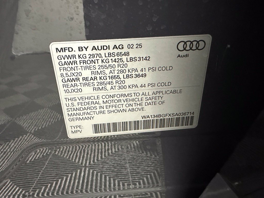Used 2025 Audi Q6 e-tron Prestige w/ 20" Wheel Package AWD/4WD image 27