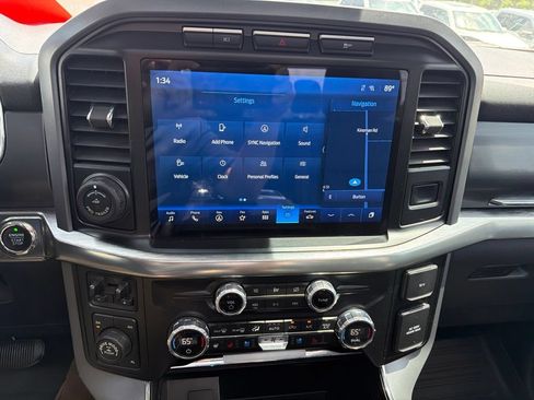 Used 2021 Ford F150 Lariat w/ Equipment Group 502A High AWD/4WD image 14