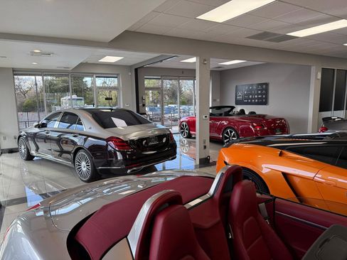 Used 2017 Land Rover Range Rover Supercharged image 36