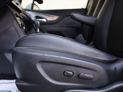 Used 2021 Buick Encore Preferred FWD image 16