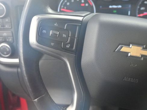 Used 2021 Chevrolet Silverado 1500 LT image 38
