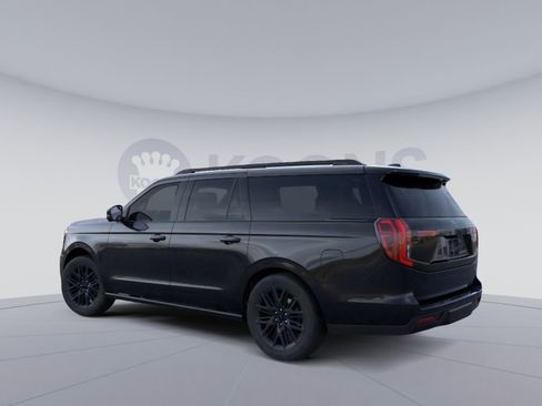 New 2026 Ford Expedition Max Platinum image 5