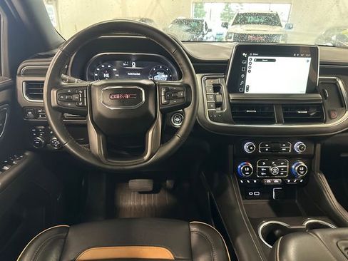 Used 2023 GMC Yukon AT4 w/ AT4 Premium Package AWD/4WD image 16
