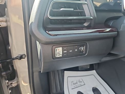 New 2026 Chevrolet Traverse Z71 w/ Enhanced Driving Package AWD/4WD image 11
