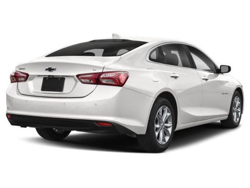 Used 2022 Chevrolet Malibu LT image 2