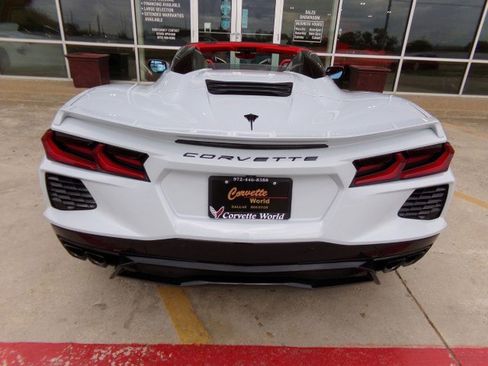 Used 2023 Chevrolet Corvette Stingray Premium Conv w/ Z51 Performance Package RWD image 7
