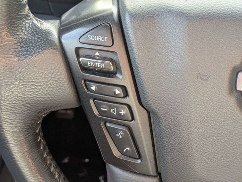 Used 2022 Nissan Frontier SV RWD image 26
