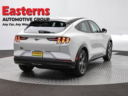 Used 2021 Ford Mustang Mach-E Select w/ Comfort/Technology Package AWD/4WD image 5