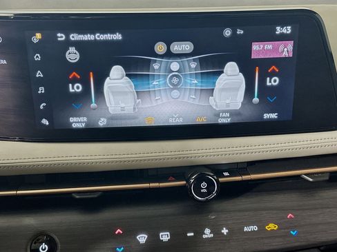 Used 2024 Nissan Ariya FWD image 24