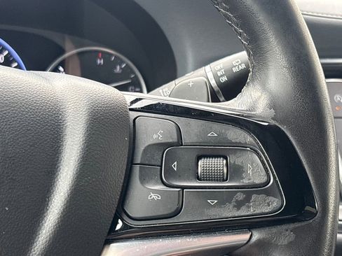 Used 2022 Buick Enclave Premium image 20