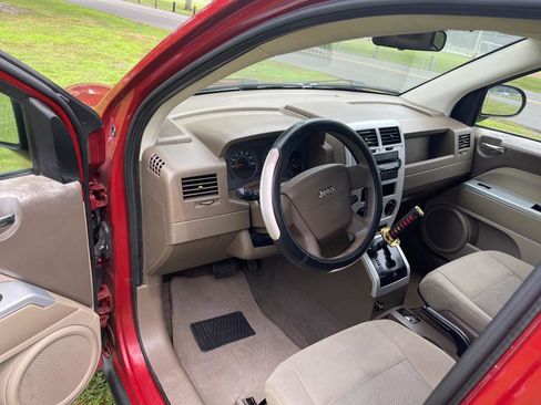 Used 2008 Jeep Compass Sport image 19