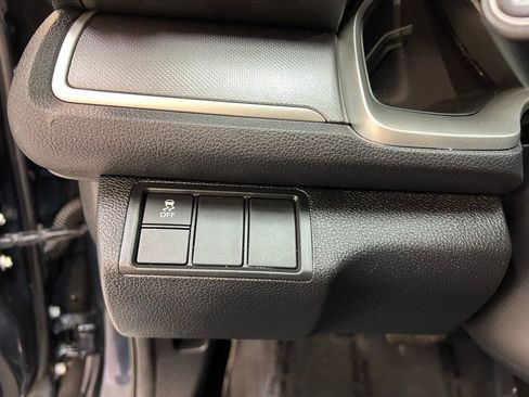 Used 2017 Honda Civic EX image 16