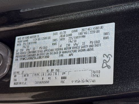 Used 2020 Ford Escape SE Sport image 39