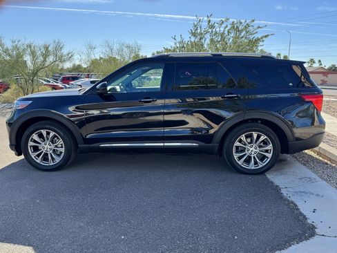 Used 2022 Ford Explorer Limited image 6