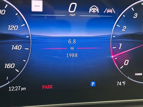 Used 2025 Mercedes-Benz C 300 Sedan image 24