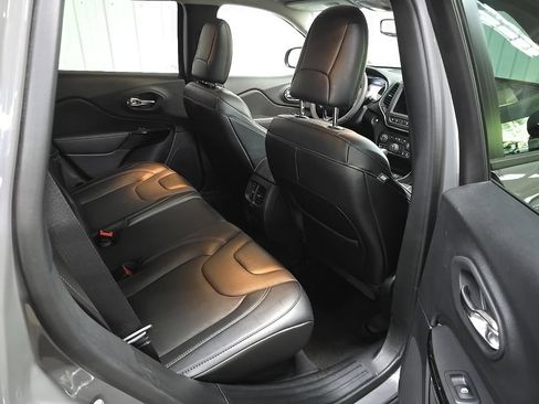 Used 2023 Jeep Cherokee Altitude Lux w/ Lux Elite Package AWD/4WD image 20