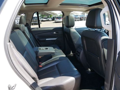 Used 2014 Ford Edge Limited w/ Equipment Group 301A AWD/4WD image 9