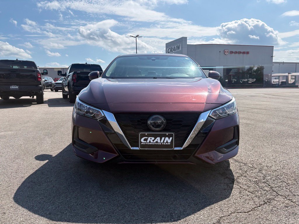 Used 2023 Nissan Sentra SV w/ SV Premium Package FWD image 2