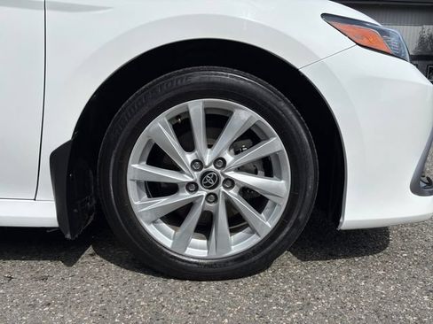 Used 2022 Toyota Camry LE FWD image 26